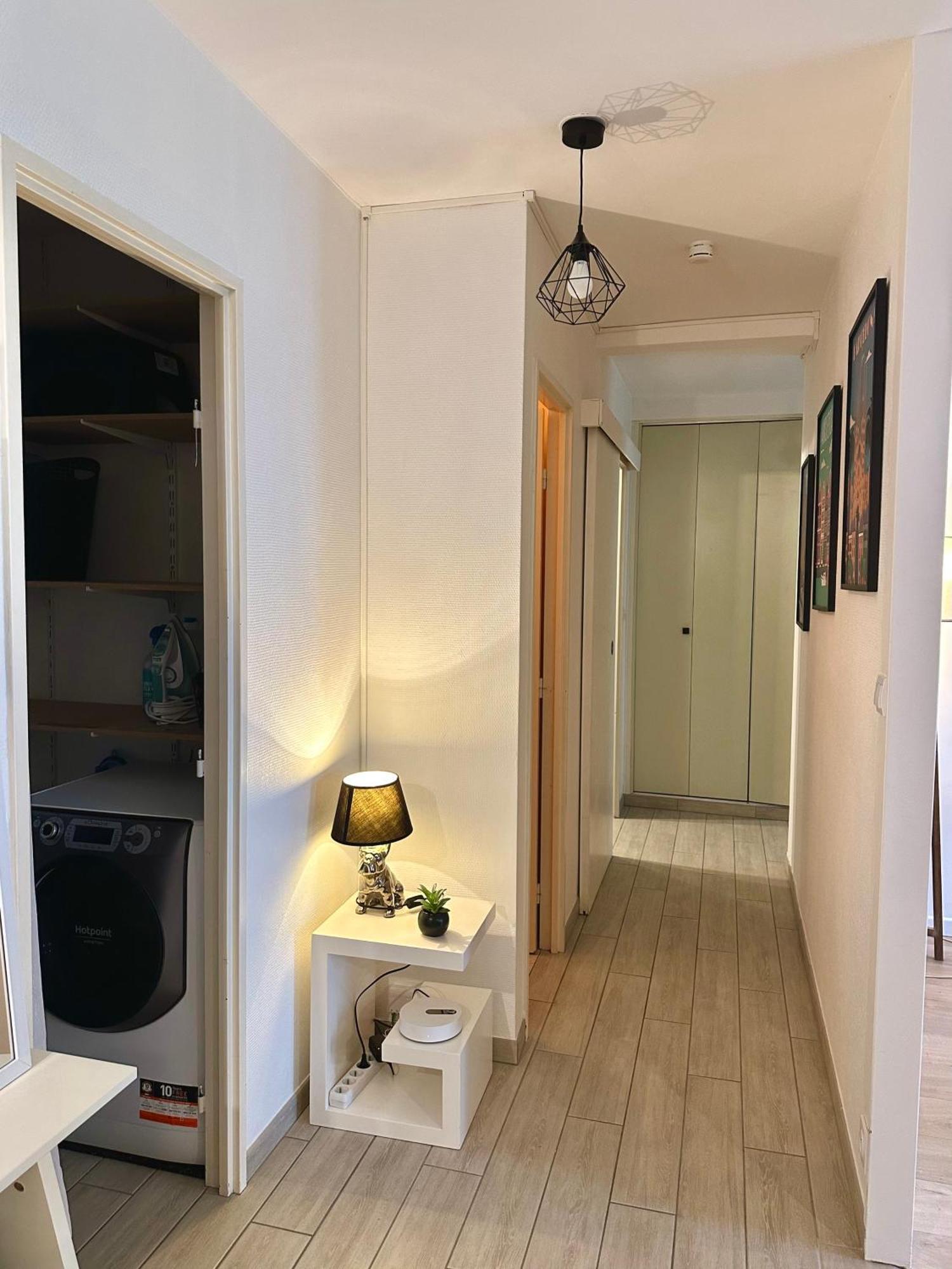 Le Beau Hugo Apartamento Mainvilliers  Exterior foto